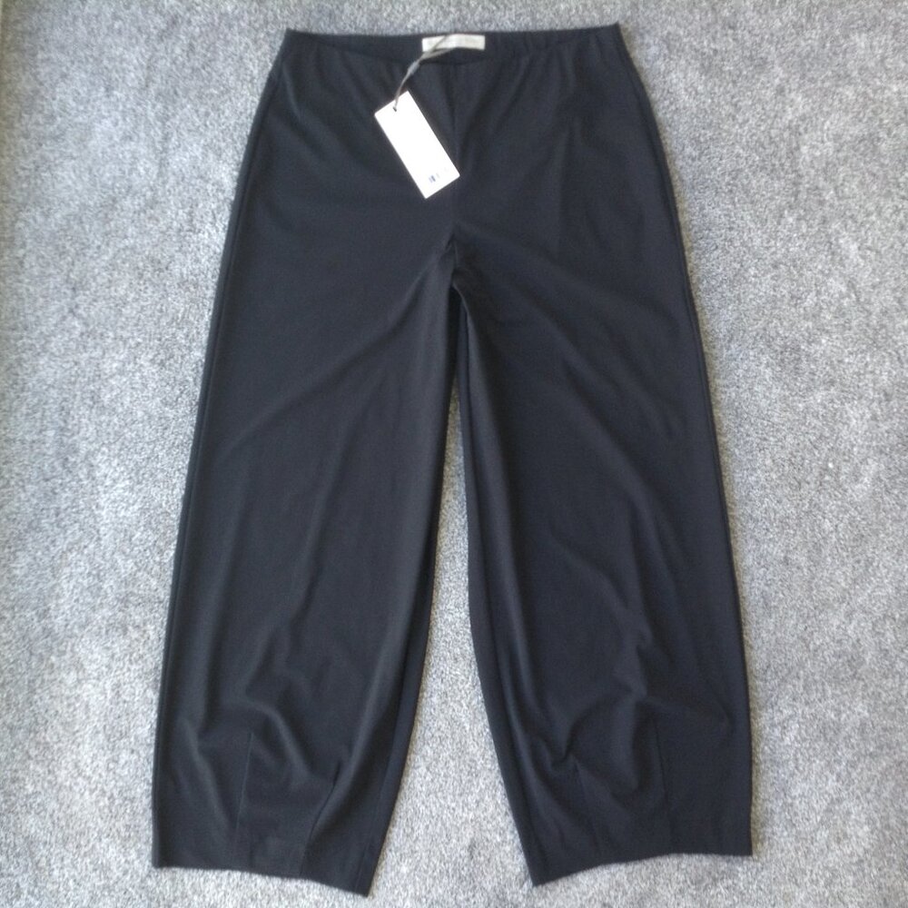 ⭐RAFFAELLO ROSSI “SALLY 7/8” PANTS in Black, size 8 - NWT⭐